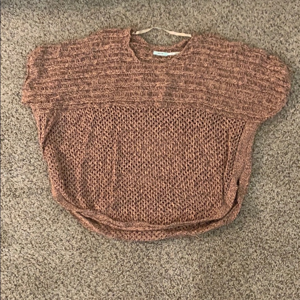 Summer short sleeve sweater